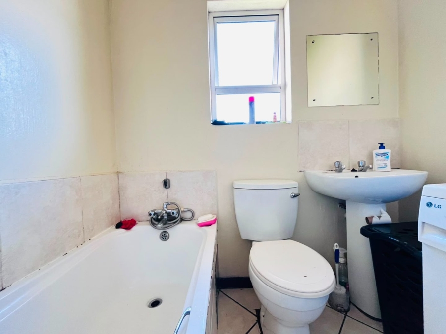 2 Bedroom Property for Sale in Beacon Bay North Eastern Cape
